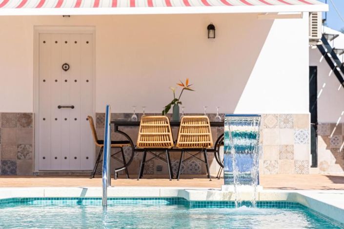 Image No.26-8 Bed Country House for sale