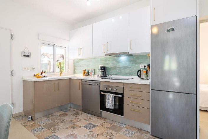 Image No.5-8 Bed Country House for sale