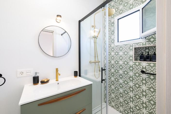 Image No.9-8 Bed Country House for sale