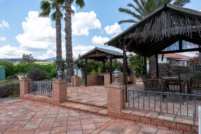 Image No.14-4 Bed House for sale