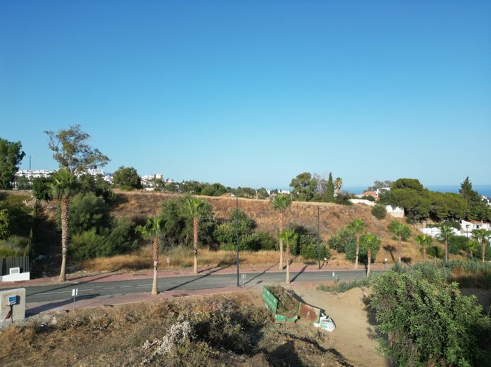 Image No.3-4 Bed Plot for sale