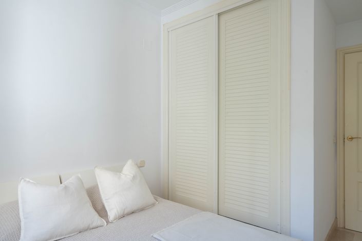 Image No.16-2 Bed Apartment for sale