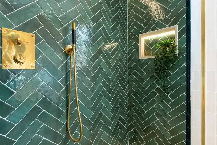 Image No.20-2 Bed Townhouse for sale