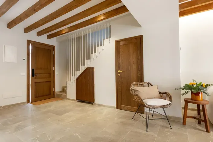 Image No.23-2 Bed Townhouse for sale