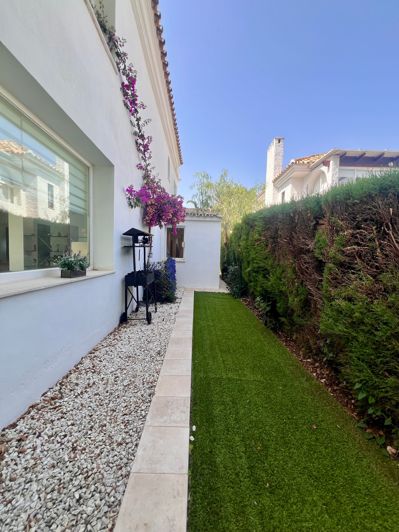 Image No.23-4 Bed Villa for sale