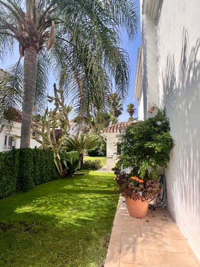 Image No.27-4 Bed Villa for sale