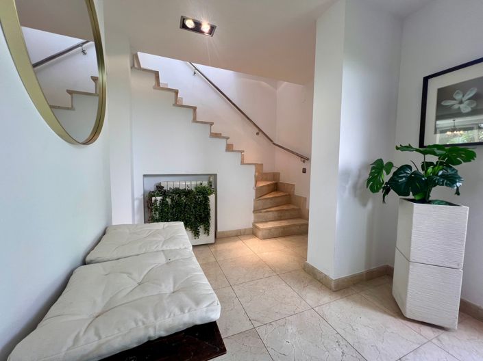 Image No.28-4 Bed Villa for sale