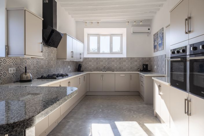 Image No.24-7 Bed Villa for sale