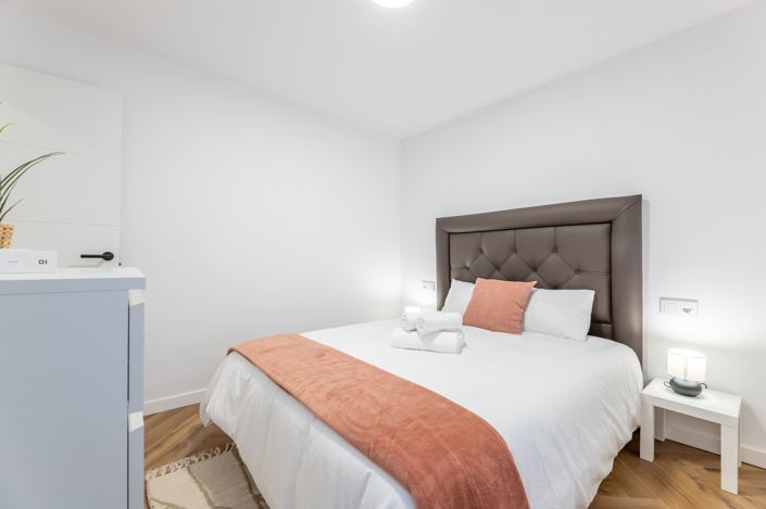 Image No.10-3 Bed Apartment for sale