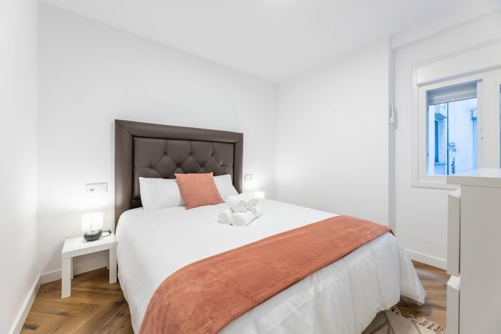 Image No.12-3 Bed Apartment for sale