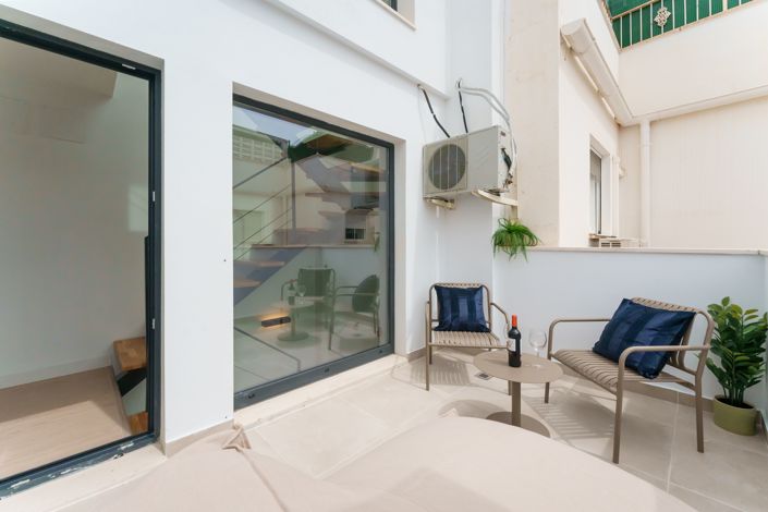 Image No.16-3 Bed Townhouse for sale