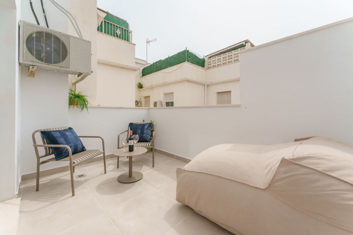 Image No.17-3 Bed Townhouse for sale