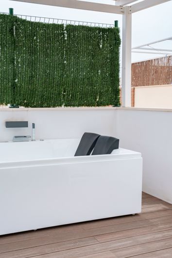 Image No.29-3 Bed Townhouse for sale