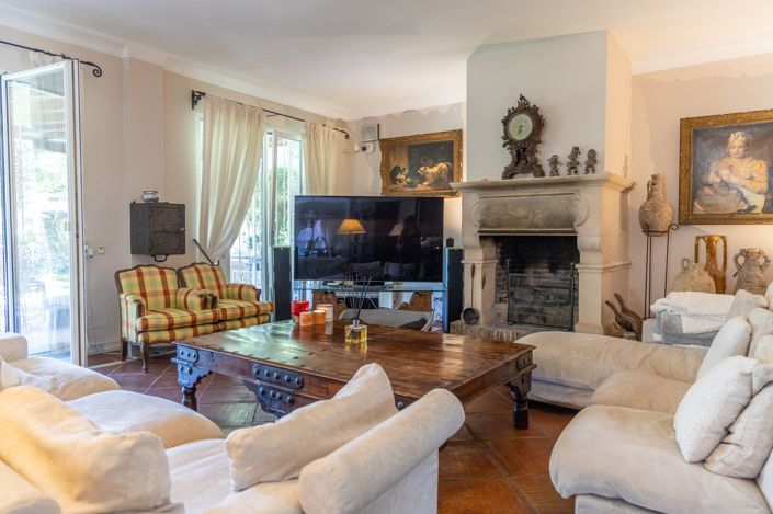 Image No.4-4 Bed Villa for sale