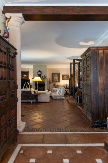 Image No.9-4 Bed Villa for sale