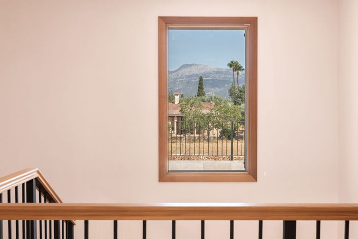 Image No.25-5 Bed House for sale