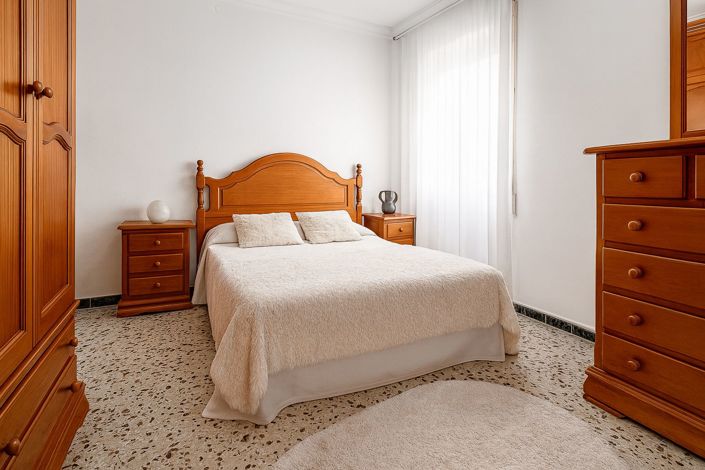 Image No.9-2 Bed Apartment for sale