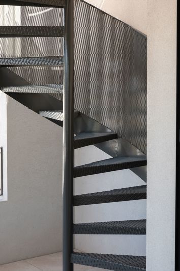 Image No.24-2 Bed Apartment for sale