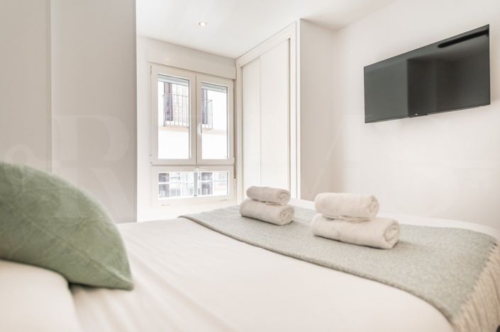 Image No.10-1 Bed Apartment for sale