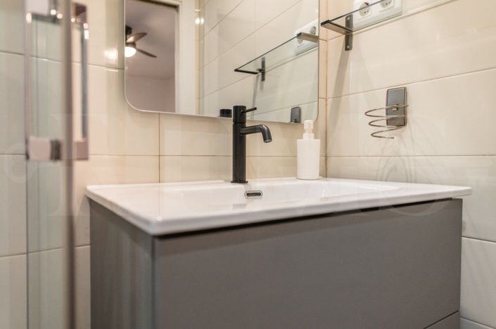 Image No.11-1 Bed Apartment for sale