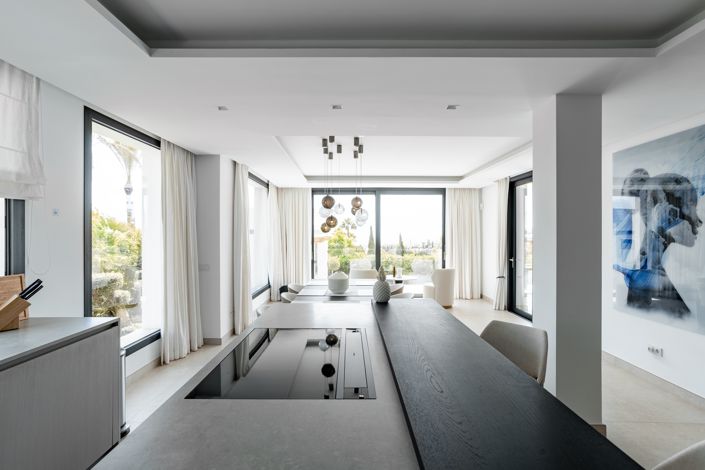 Image No.12-4 Bed Villa for sale