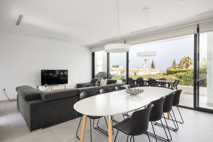 Image No.11-3 Bed Villa for sale