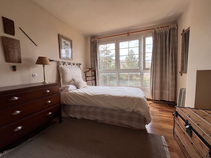 Image No.11-3 Bed Apartment for sale