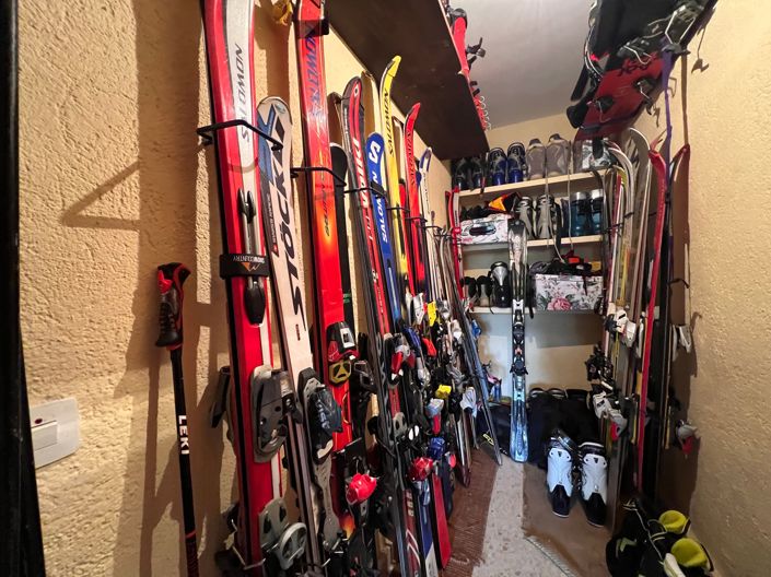 Image No.20-3 Bed Apartment for sale