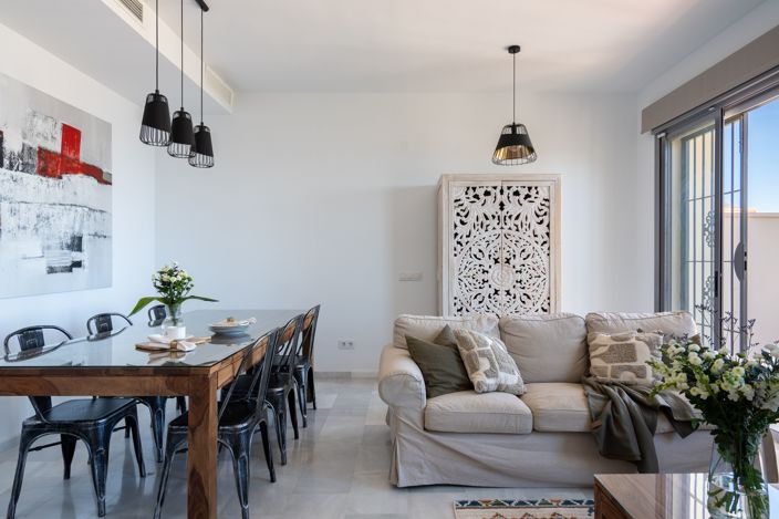 Image No.9-5 Bed Townhouse for sale