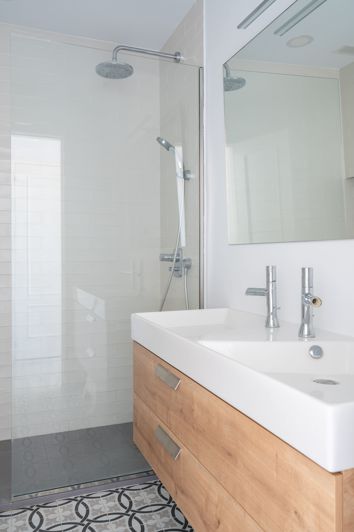 Image No.23-5 Bed Townhouse for sale