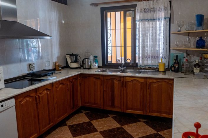 Image No.18-4 Bed Villa for sale