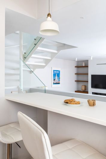 Image No.10-4 Bed House for sale