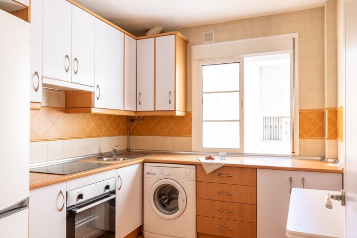 Image No.8-2 Bed Apartment for sale