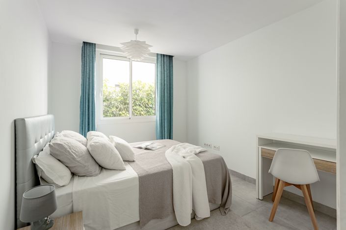 Image No.20-3 Bed Apartment for sale