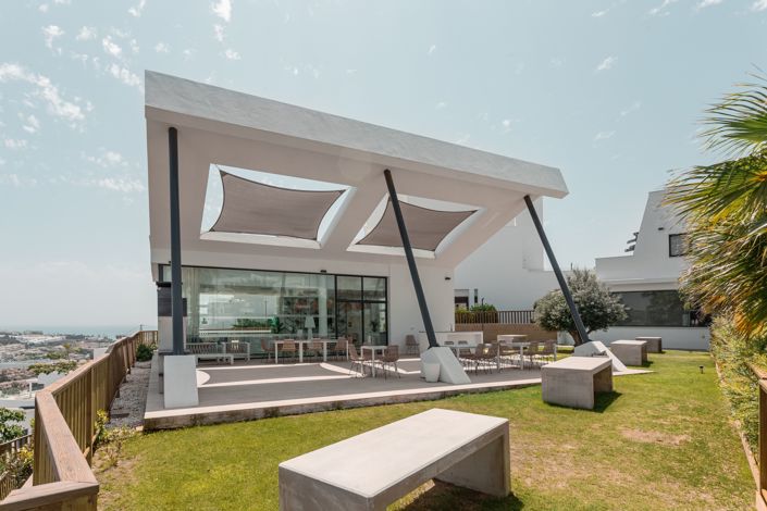 Image No.29-3 Bed Apartment for sale