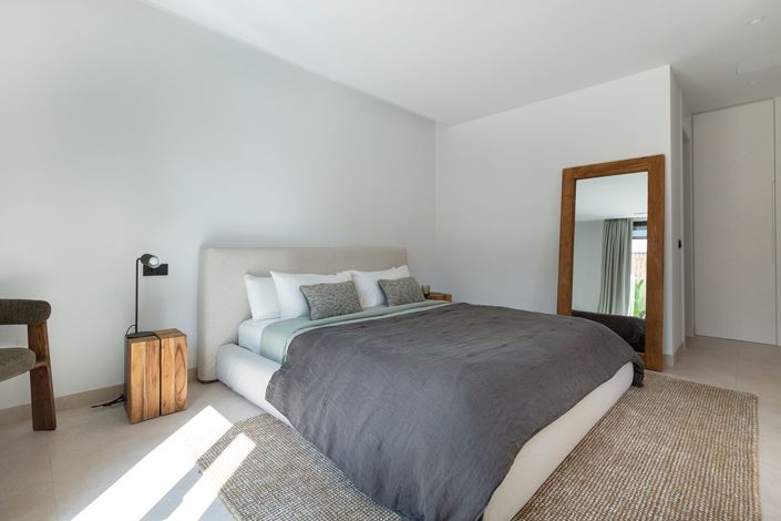 Image No.30-2 Bed Apartment for sale