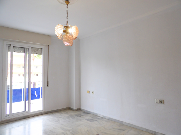 Image No.11-3 Bed Apartment for sale