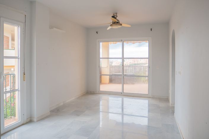 Image No.19-1 Bed Apartment for sale