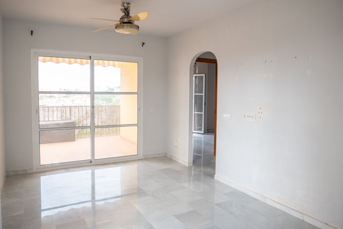 Image No.20-1 Bed Apartment for sale