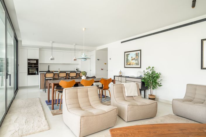 Image No.19-3 Bed Apartment for sale