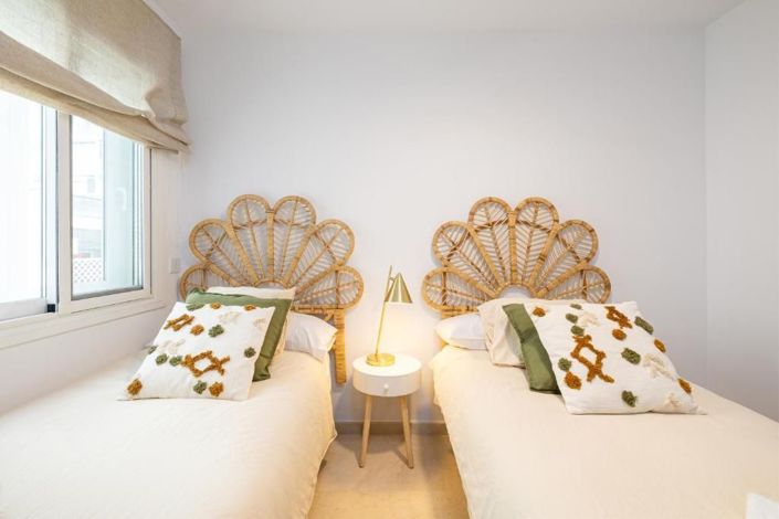 Image No.15-4 Bed Apartment for sale