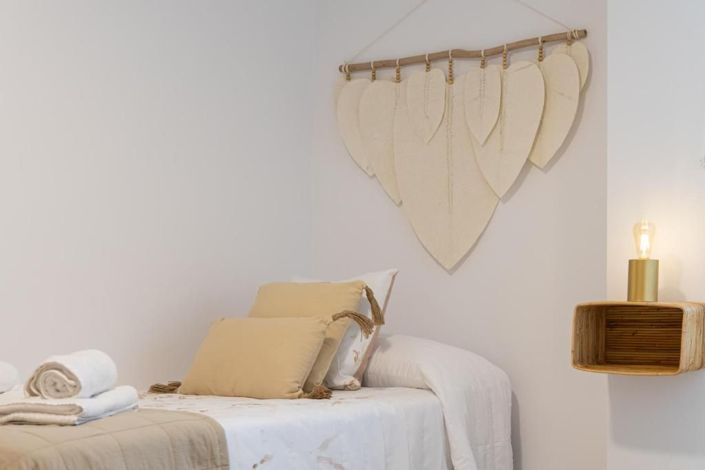 Image No.18-4 Bed Apartment for sale