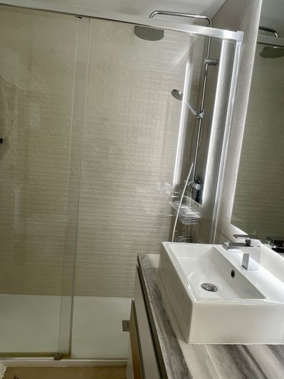 Image No.8-3 Bed Apartment for sale