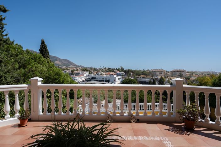 Image No.19-5 Bed Villa for sale