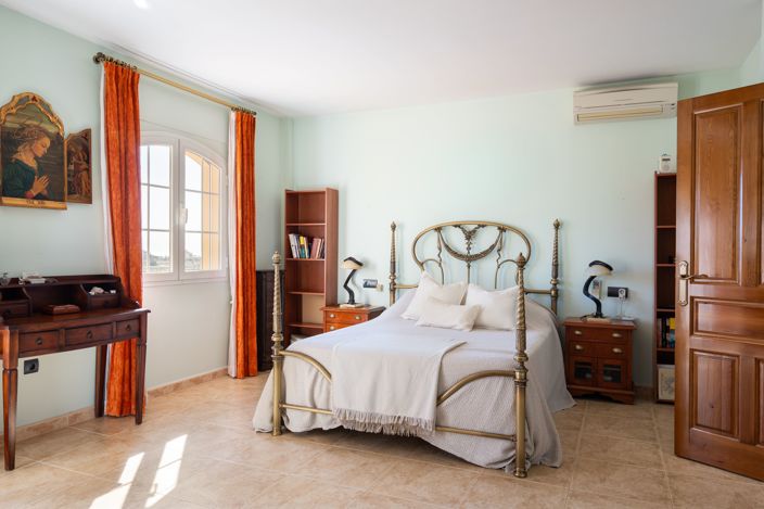 Image No.22-5 Bed Villa for sale