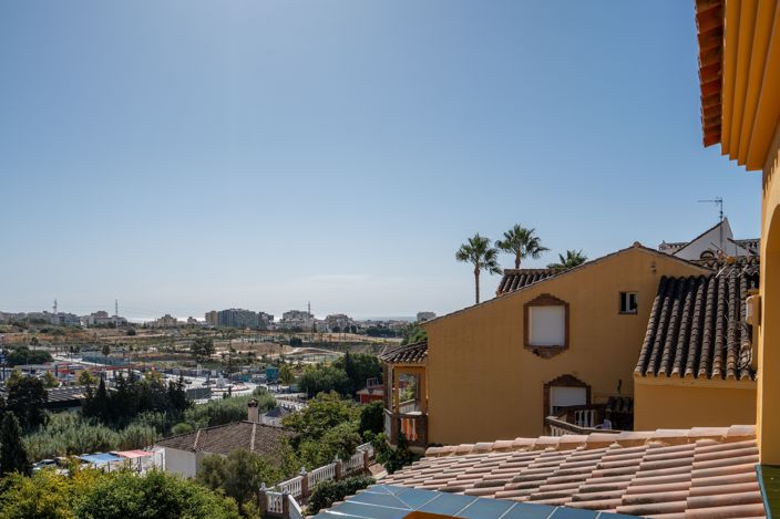 Image No.26-5 Bed Villa for sale