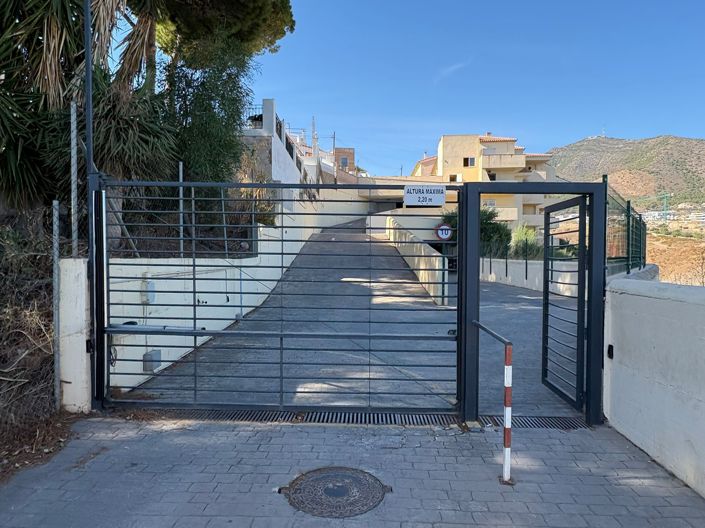 Image No.5-Commercial for sale