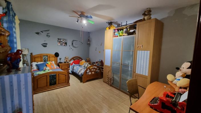 Image No.14-4 Bed House for sale