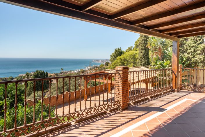 Image No.15-5 Bed Villa for sale