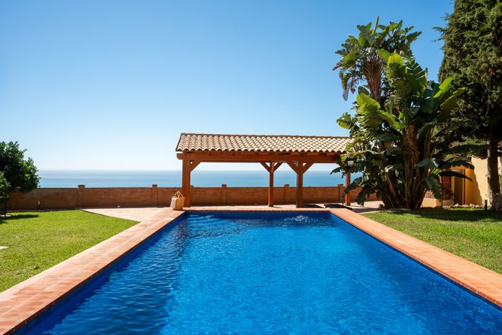 Image No.28-5 Bed Villa for sale